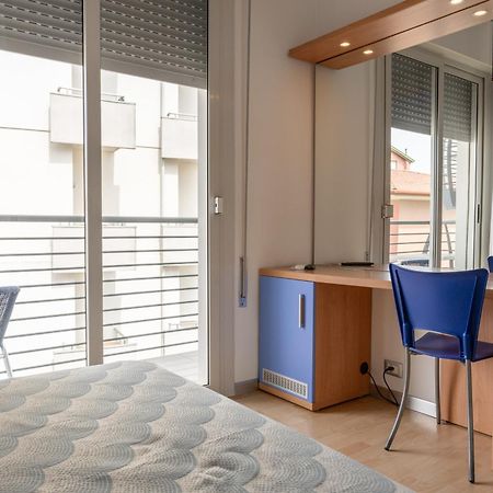 קאורלה Hotel Riviera מראה חיצוני תמונה