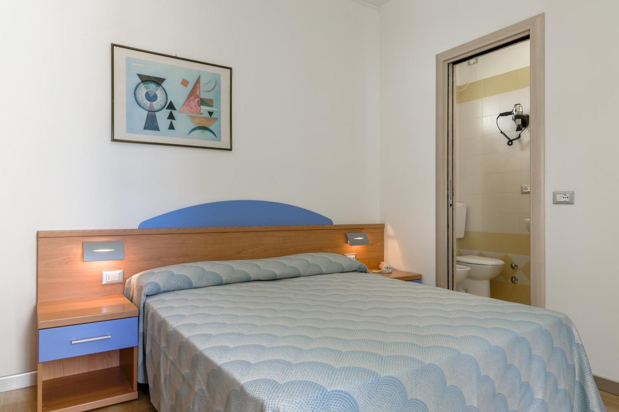 קאורלה Hotel Riviera מראה חיצוני תמונה