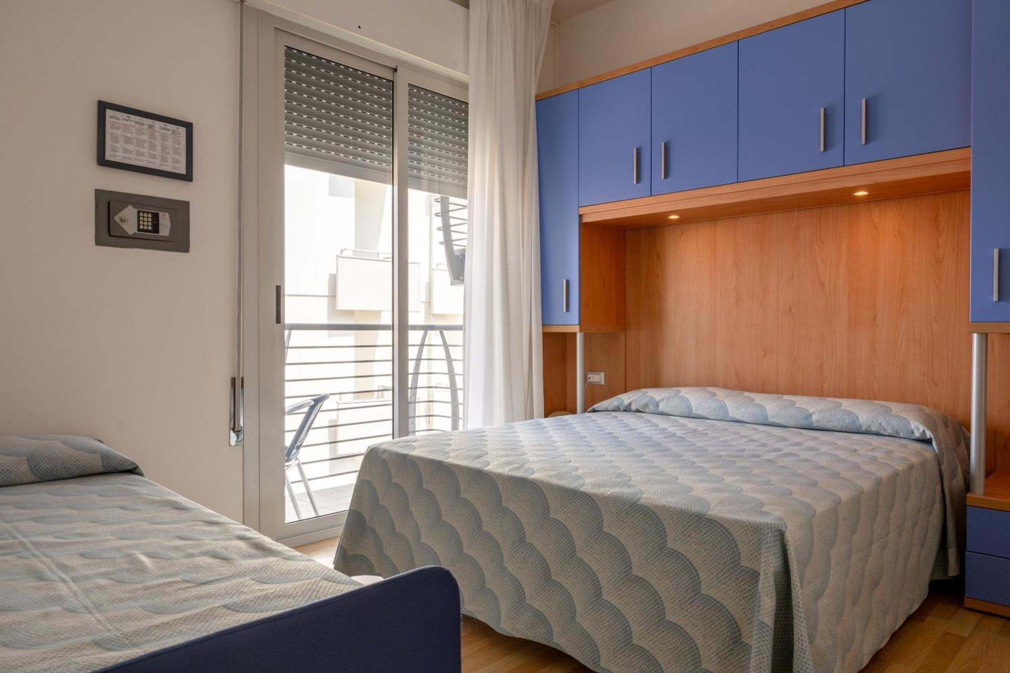 קאורלה Hotel Riviera מראה חיצוני תמונה