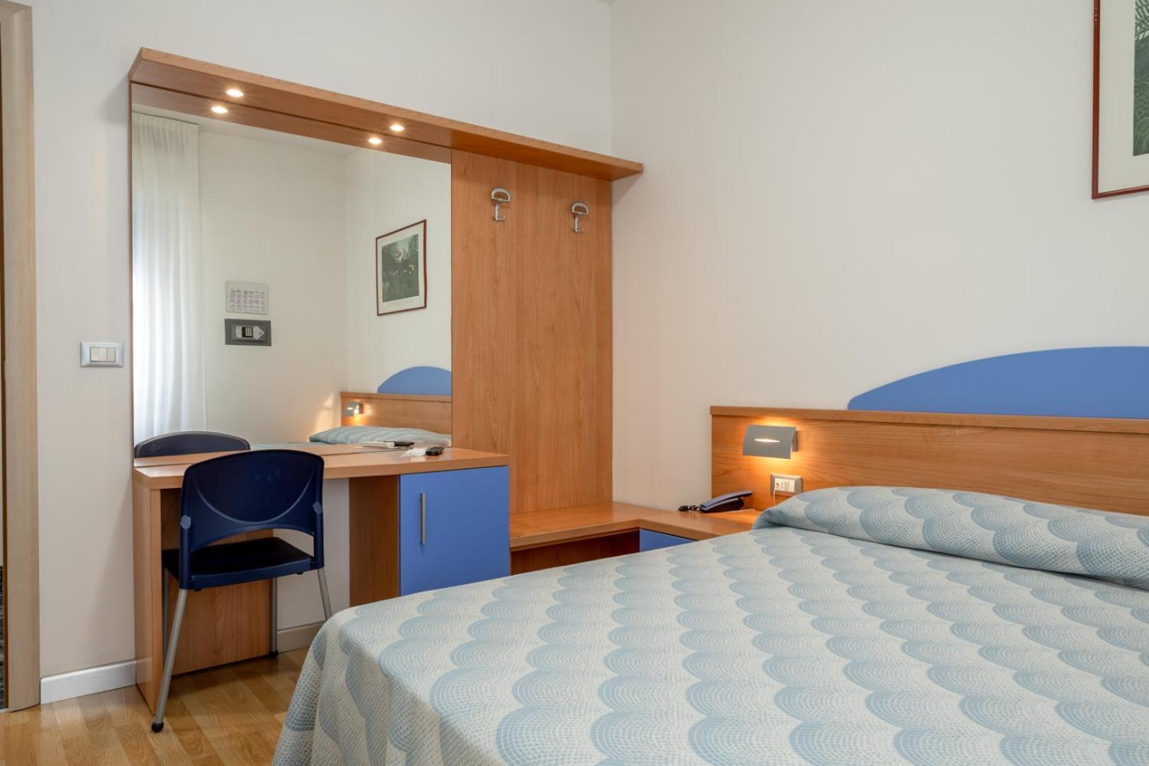 קאורלה Hotel Riviera מראה חיצוני תמונה