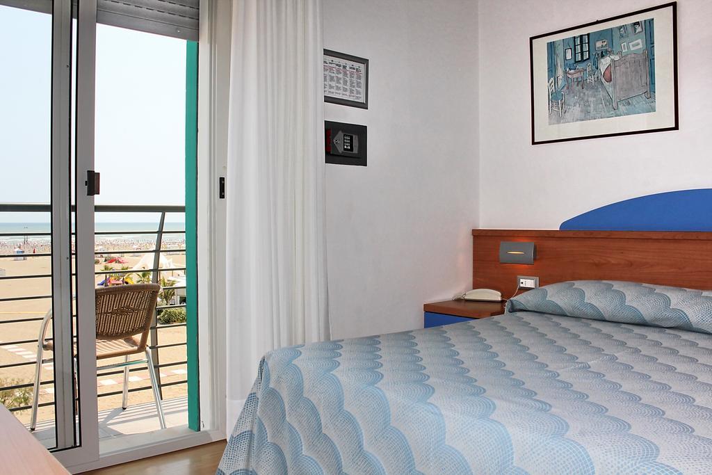 קאורלה Hotel Riviera מראה חיצוני תמונה